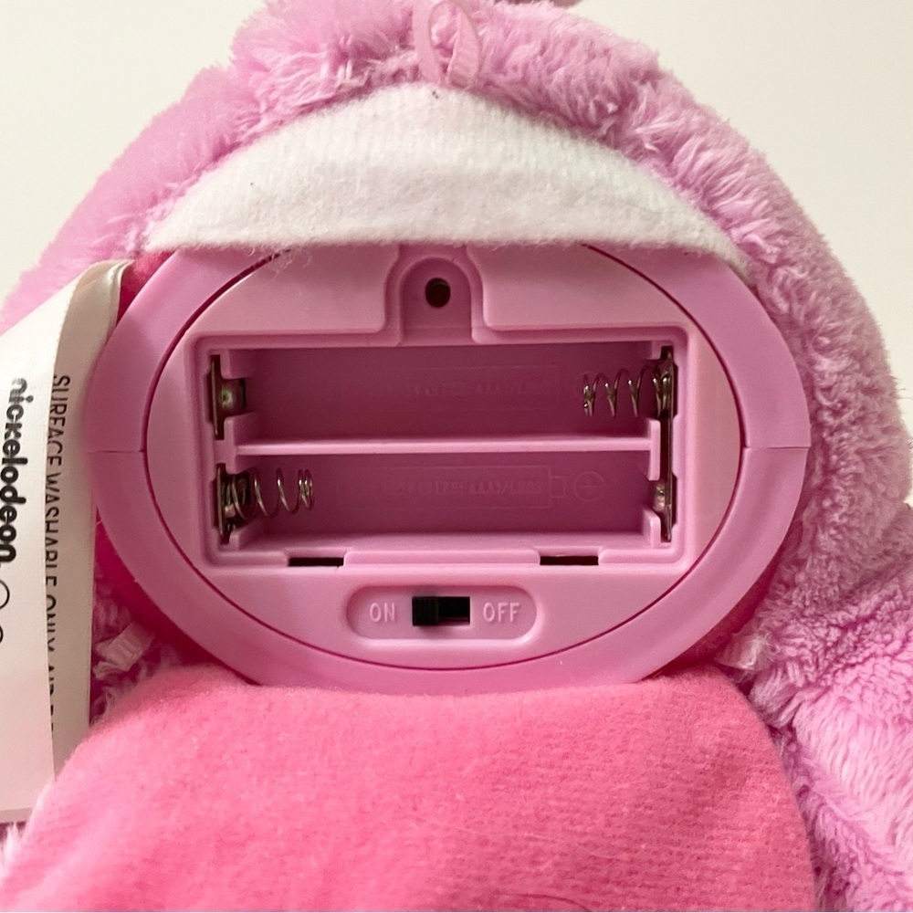 Blues Clues and You Peek A Boo Magenta Interactive Plush Toy - Picture 17 of 17